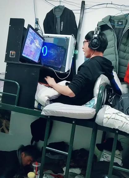 热点生活 第24页